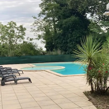 Lägenhet 3 Pieces - Piscine - Proche
