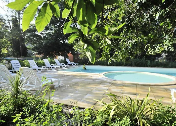 3 Pieces - Piscine - Proche Appartement