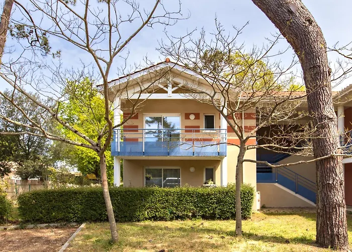 3 Pieces - Piscine - Proche Appartement *